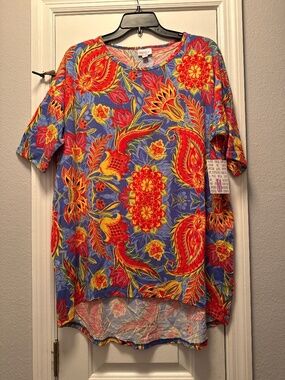 Lularoe shirt